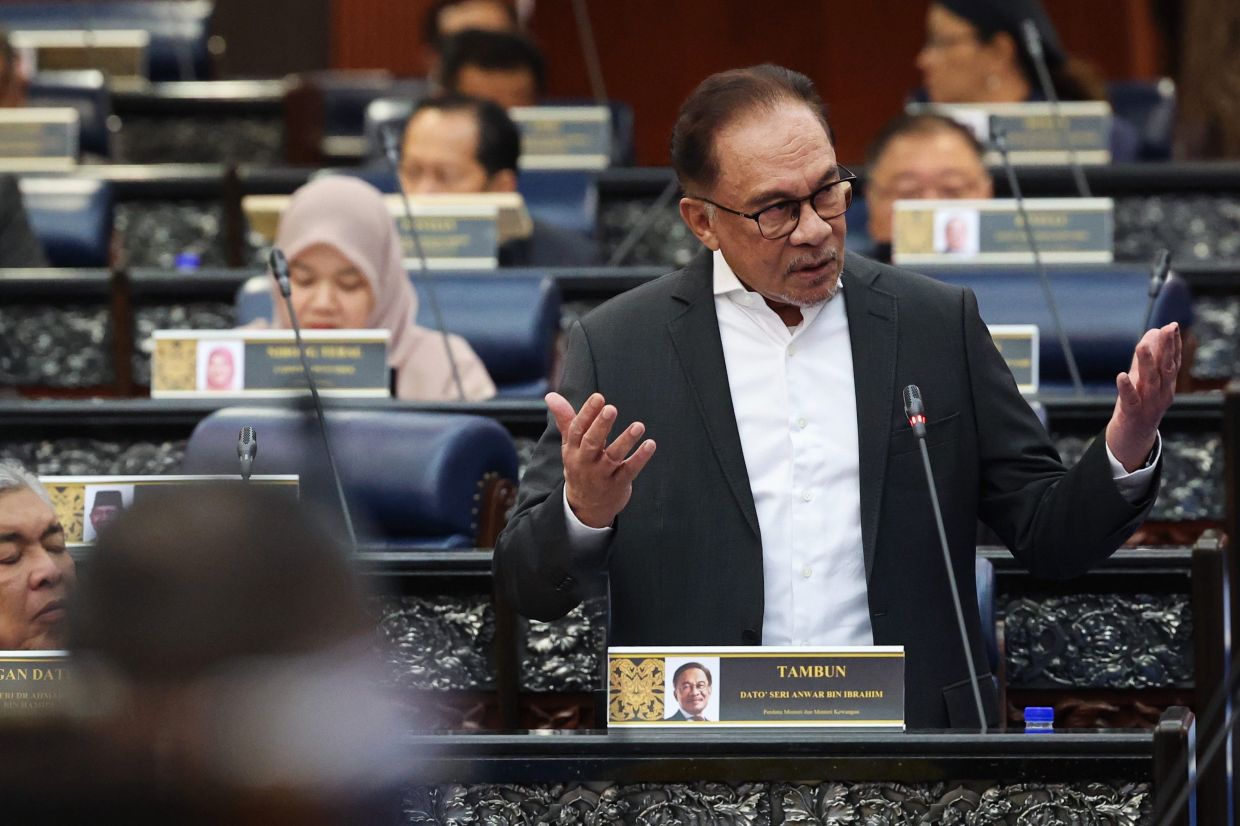 Govt can save RM2bil by re-evaluating flood mitigation projects, says Anwar - Vimarsana News