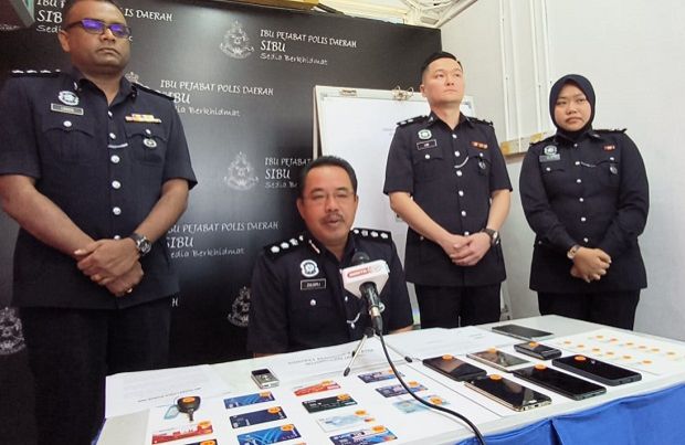 Sibu cops bust group that bought mule accounts for use in scams - Vimarsana News