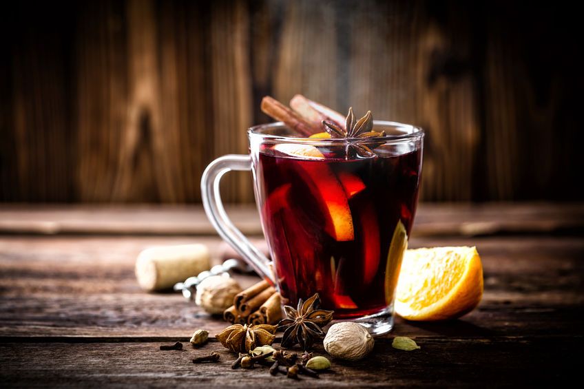 Mad about mulled wine: What is this traditional Christmas drink? - Vimarsana News