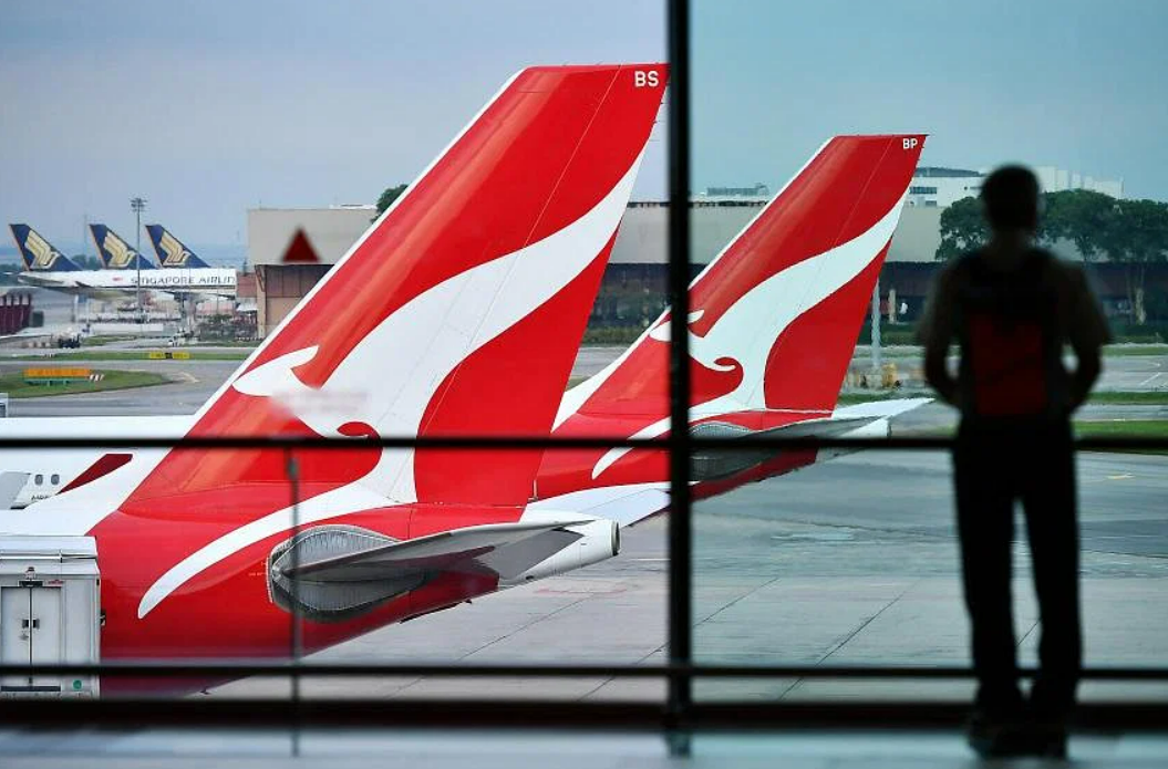 Qantas flight from S'pore to London makes emergency landing in Azerbaijan due to technical issue (update) - Vimarsana News