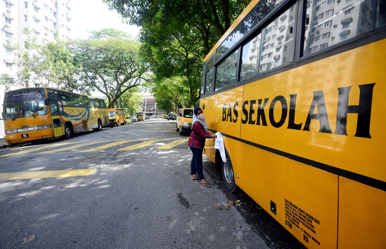 Help poorer pupils get to school - Vimarsana News