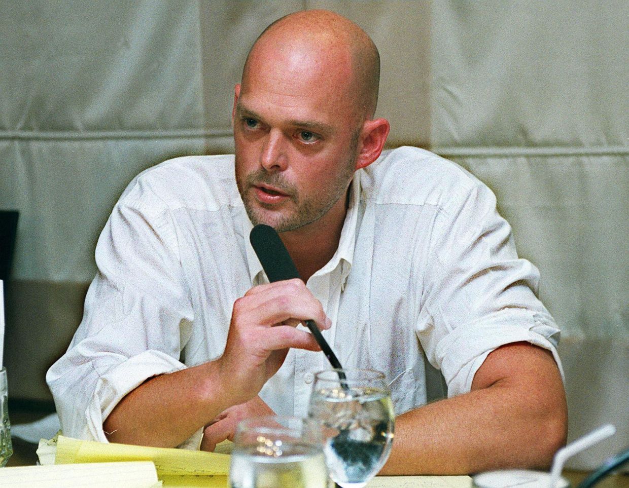 Nate Thayer, journalist who interviewed Khmer Rouge leader Pol Pot, dead at 62 - Vimarsana News