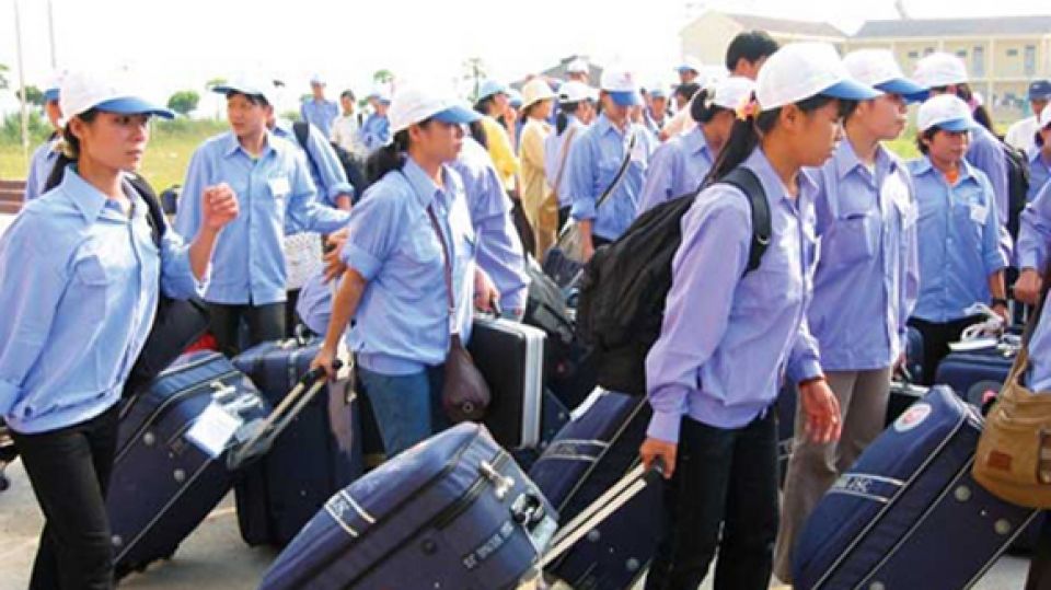Vietnam sends over 142,000 abroad to work under contract in 2022 - Vimarsana News