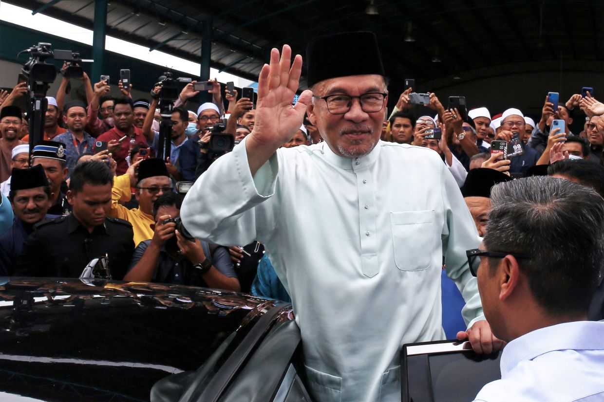 PM: Accept the fact I have people's mandate - Vimarsana News