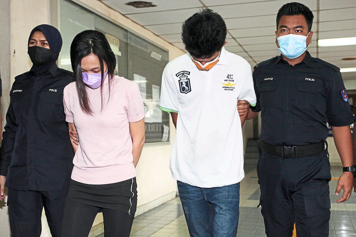 Two charged over 'bonnet bomb' - Vimarsana News