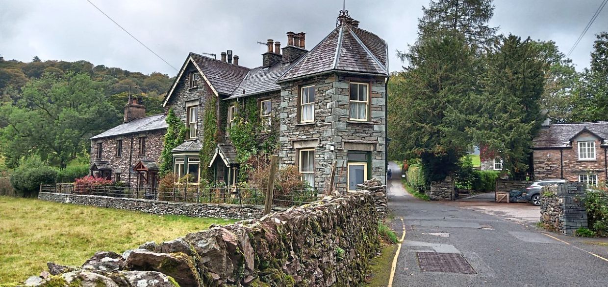 A beautiful and well-preserved stone and slate house in Lake District.