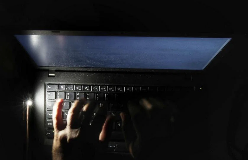 Architect suspended after allegedly posting women's intimate photos online - Vimarsana News