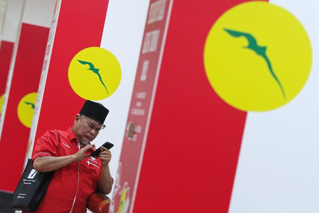 Umno needs a political compass - Vimarsana News