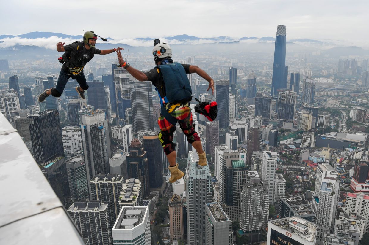 Malaysia's KL Tower International Jump returns after 3year hiatus