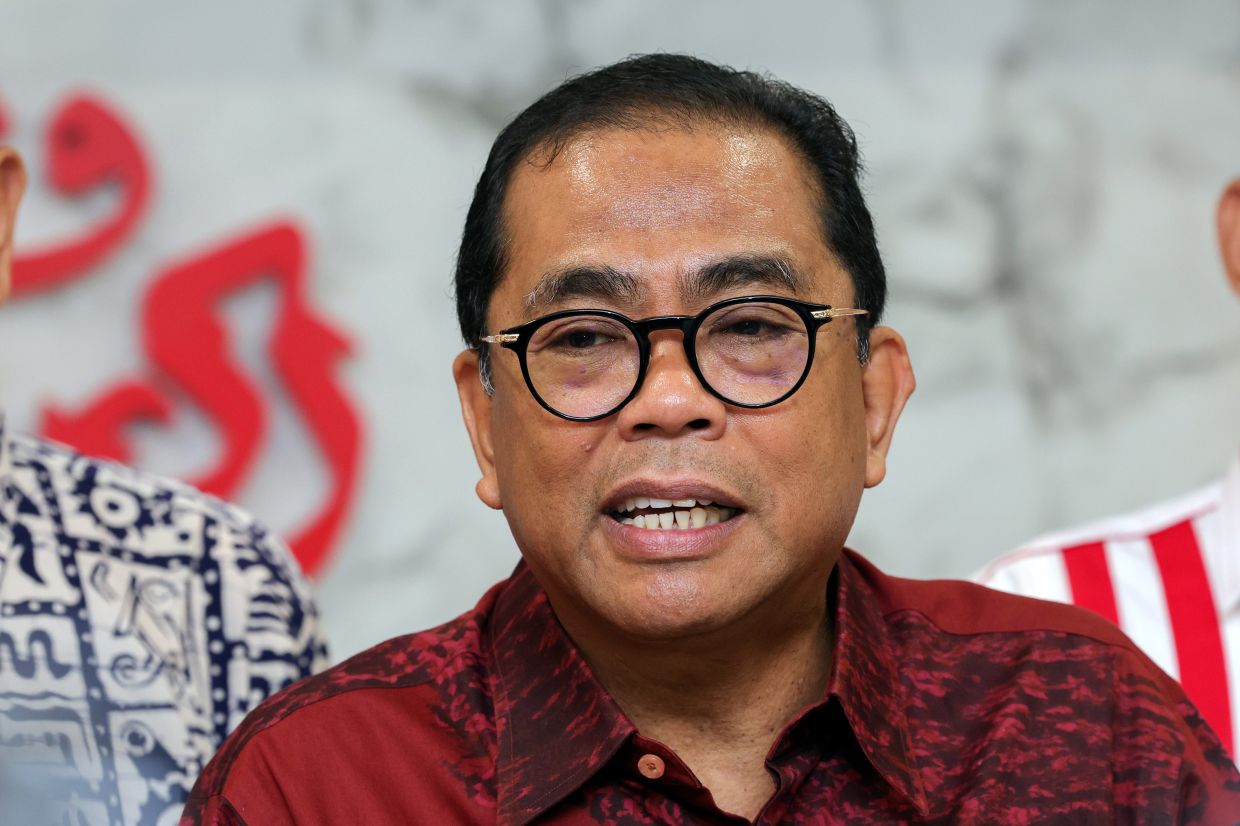 Hisham, Maulizan should be given chance to appeal, says Khaled Nordin - Vimarsana News