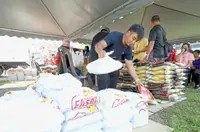Food snapped up in an hour in Cheras