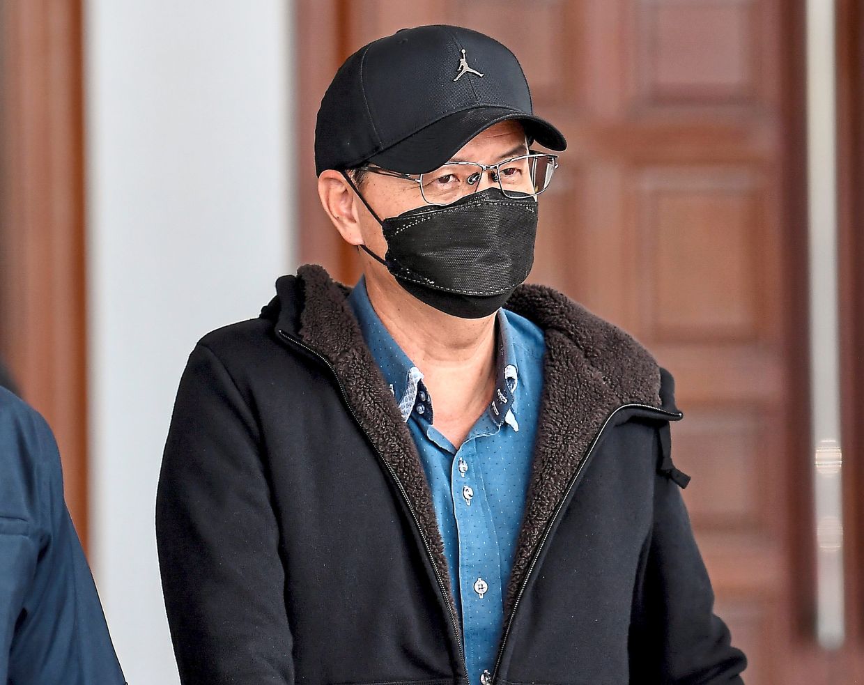 Director pleads not guilty to using fake invoice - Vimarsana News