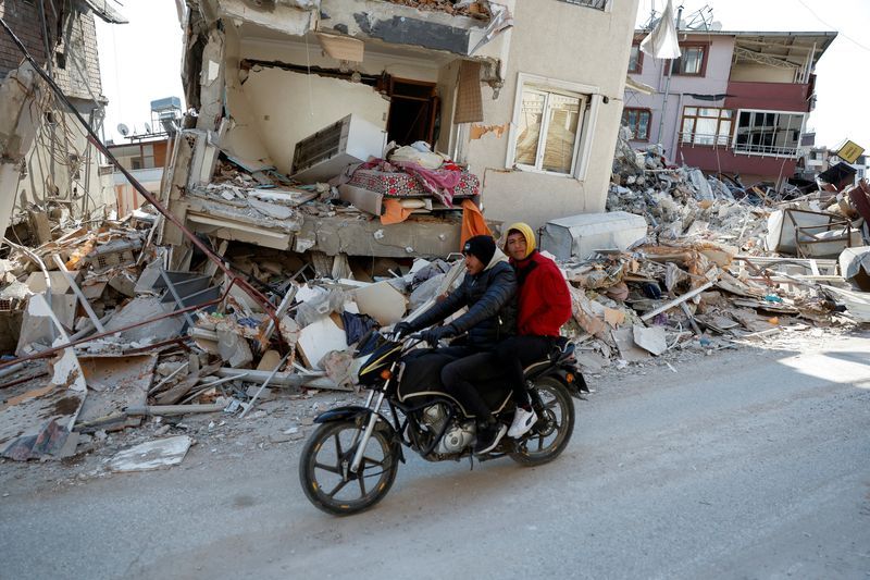 A woman rescued from rubble in Turkey 203 hours after quake - Vimarsana News
