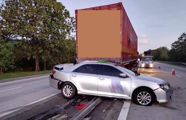 Senior citizen killed in crash on NSE near Tapah - Vimarsana News