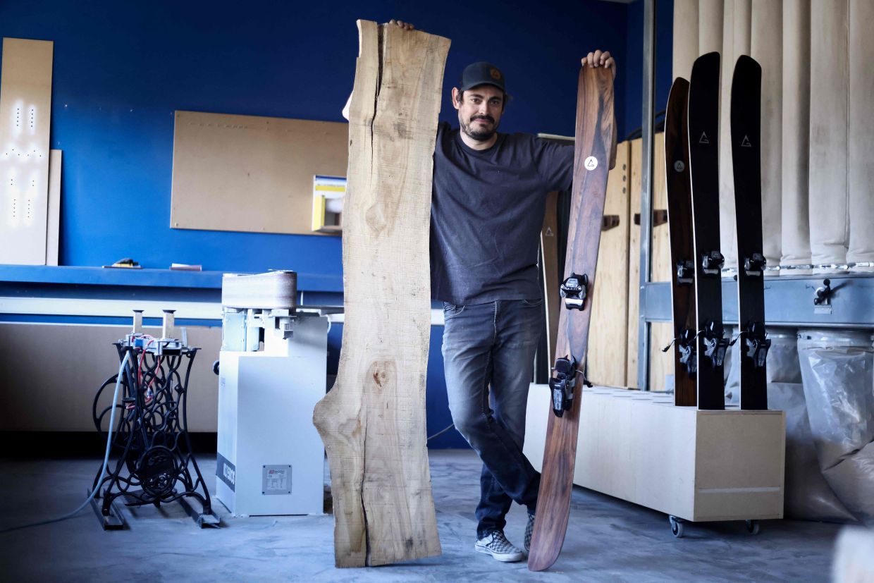 Gerondal chooses the trees with the most perfect wood for the construction of his skis.