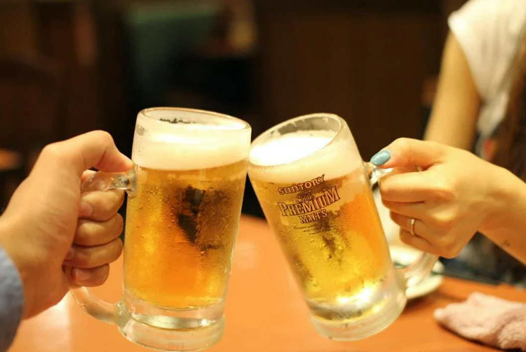 Man lands in jail for pulling down co-worker's pants at company party - Vimarsana News