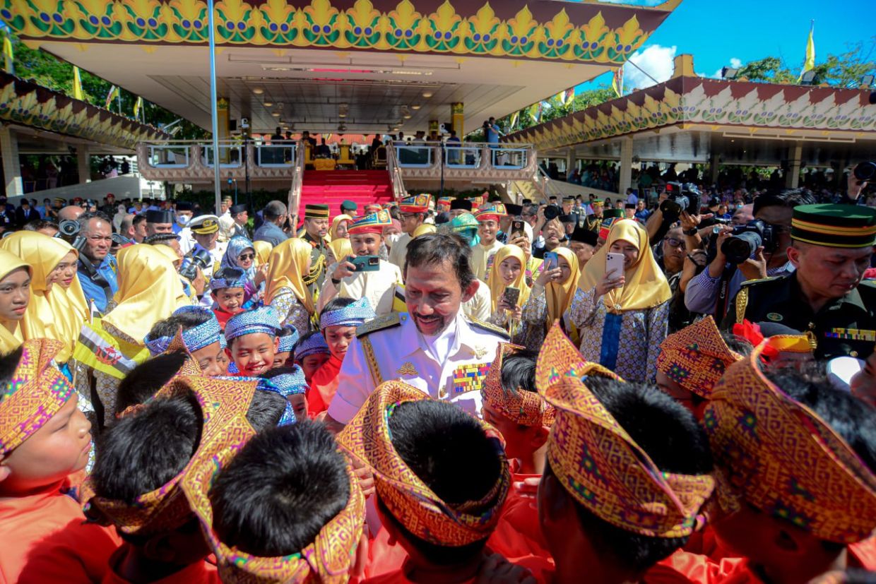 Brunei celebrates 39th National Day with patriotism The Star Brunei celebrates 39th National Day with patriotism The Star