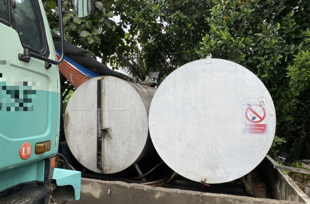 Over 17,000 litres of pilfered diesel seized in Sabah after three-day stakeout - Vimarsana News
