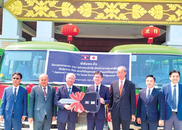 Japan provides 52 buses for Vientiane - Vimarsana News