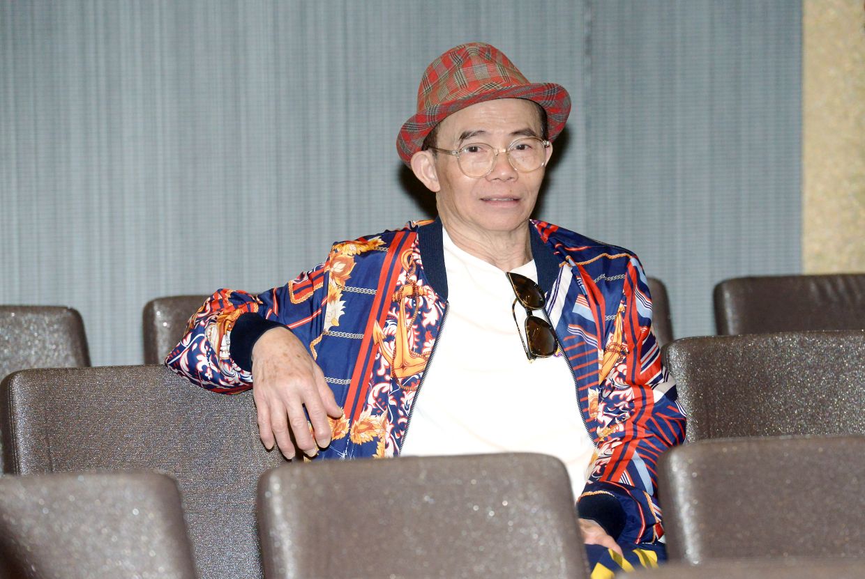 Anita Mui's brother makes an appearance at 'Anwar: The Untold Story' movie press event in KL with wife and son - Vimarsana News