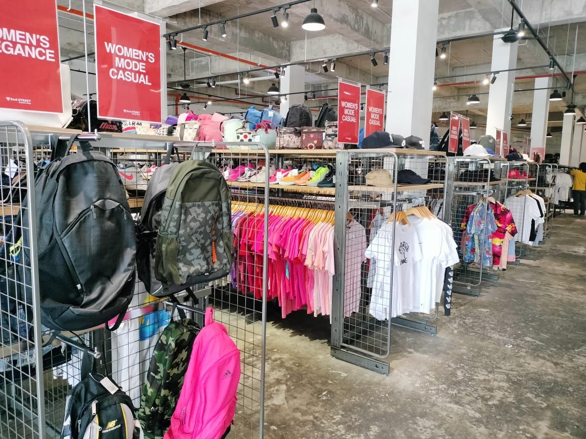 Bundle Shops in Malaysia: Staying Chic, But At What Cost? - Wiki Impact