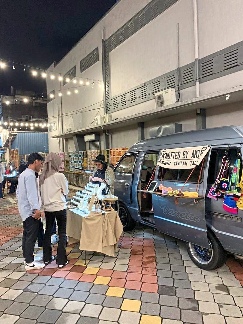 Zullaeqa occasionally travels with her husband to different states in their trusty van to sell their handcrafted items.