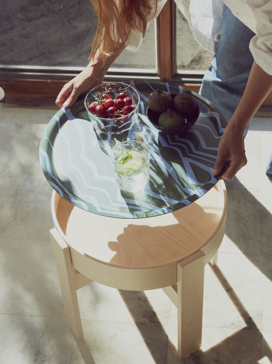 The Bastua side table