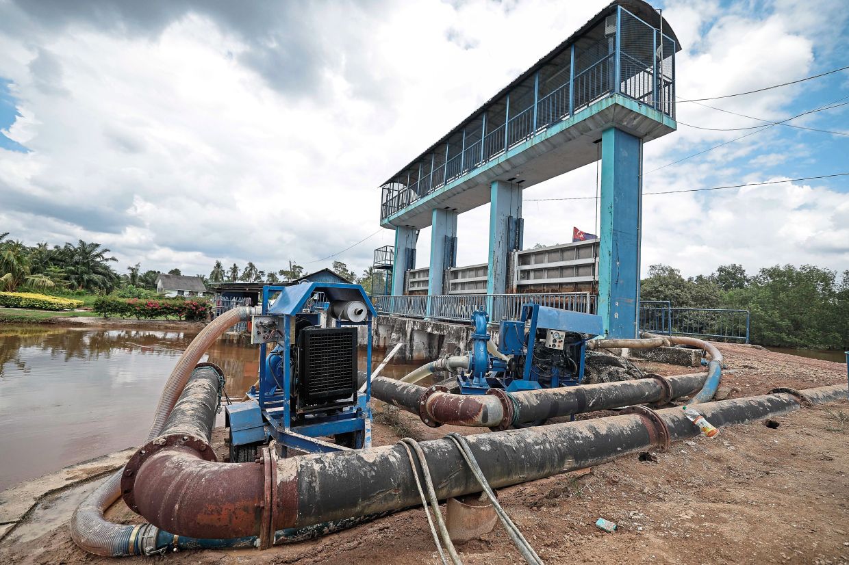 High water levels make it challenging to instal pumps The Star