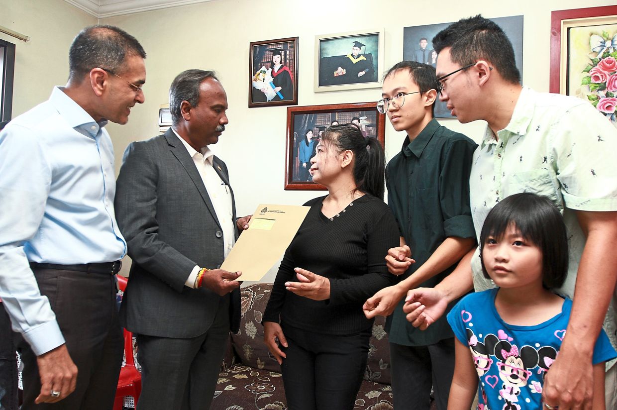 Putting the family first - Vimarsana News