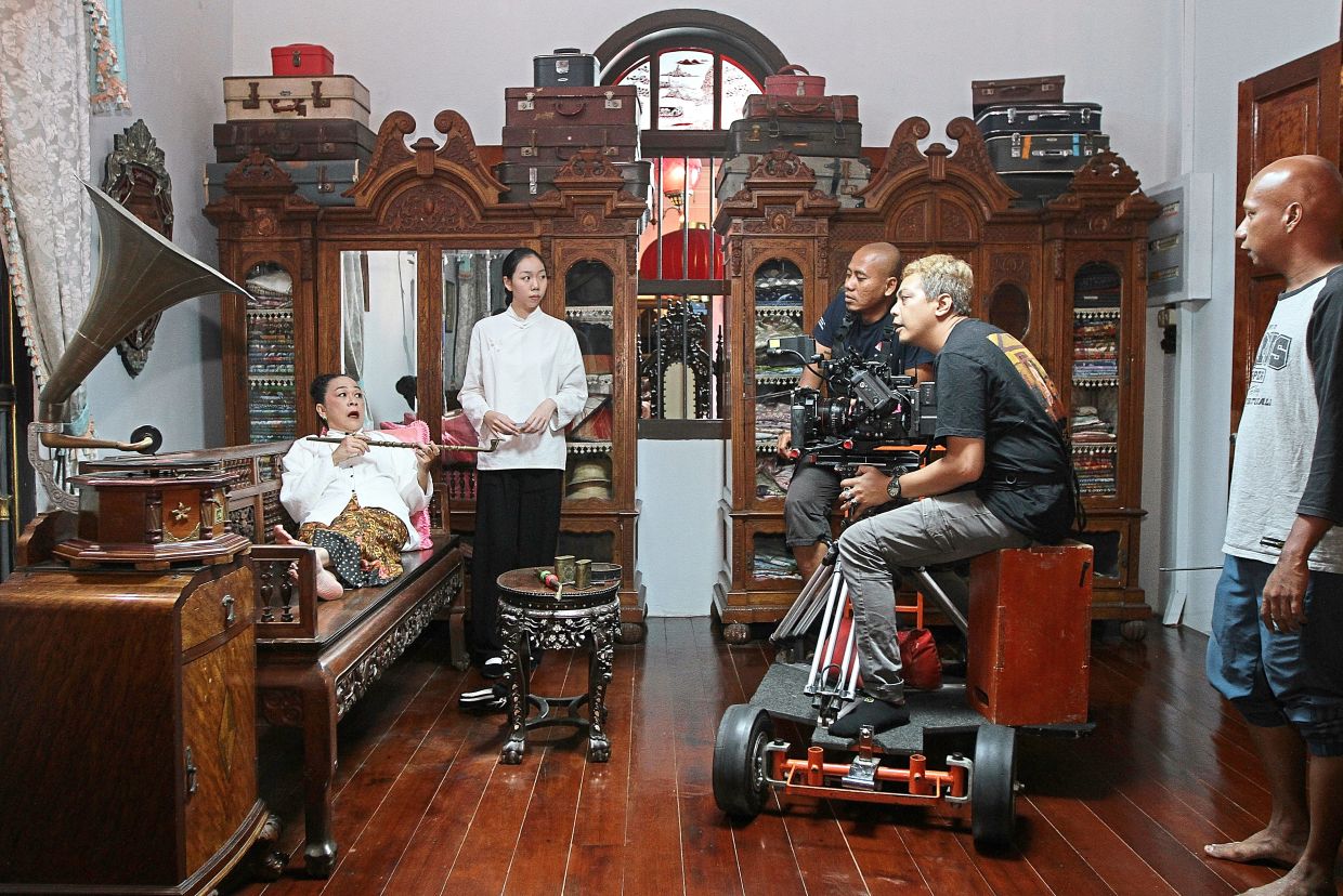 Showcasing Peranakans - Vimarsana News