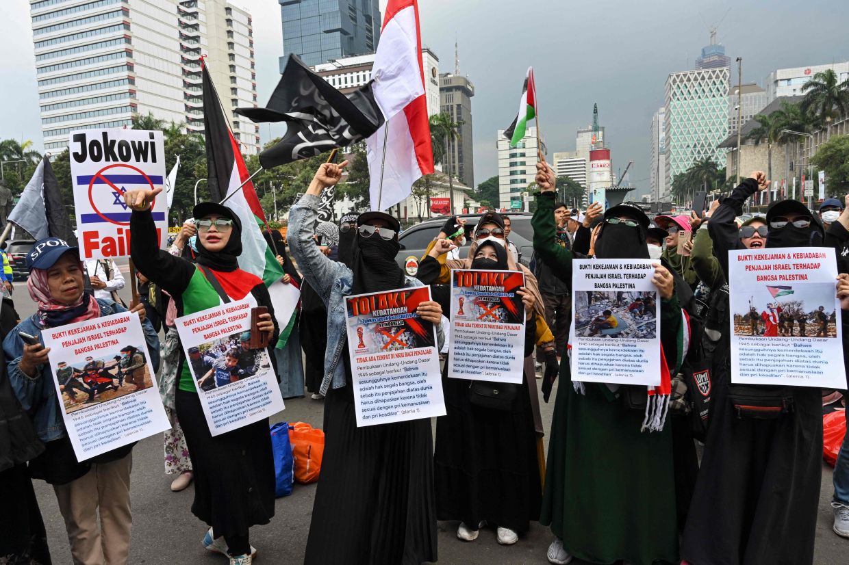 Dozens in Indonesia protest Israel's presence at FIFA World Cup Under-20 - Vimarsana News
