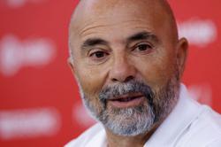 Soccer-Sevilla sack Sampaoli with relegation threat looming