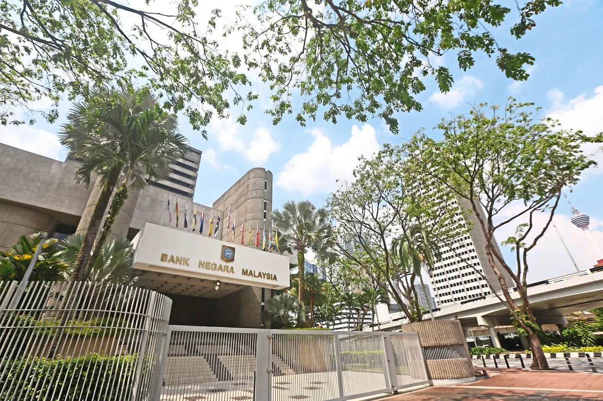 Bank Negara international reserves fall to US$114bil as at March 15 | The  Star