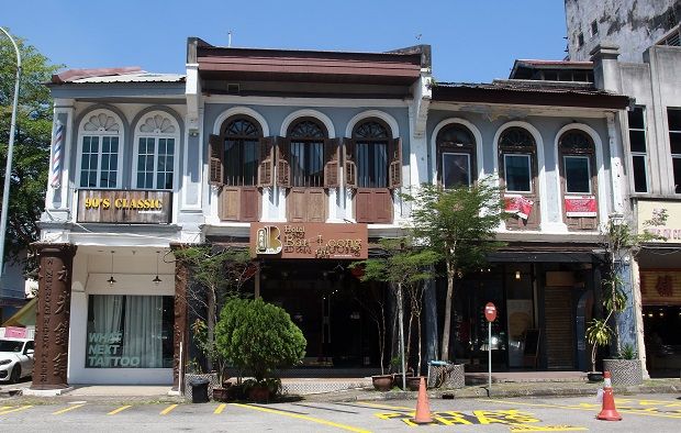 Built in 1915, this building in Jalan Bandar Timah was once an ancestral home and now houses a boutique hotel known as Ban Loong hotel.