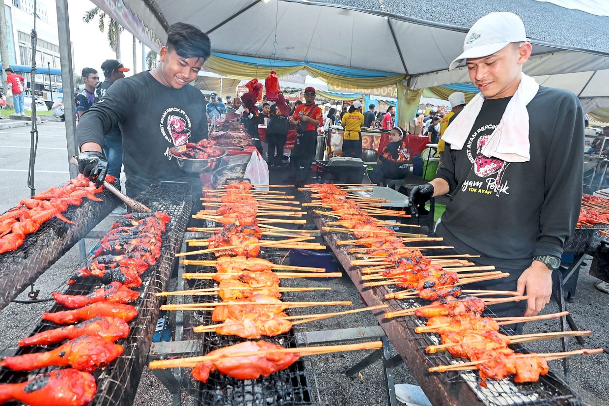 Food business sizzling again - Vimarsana News