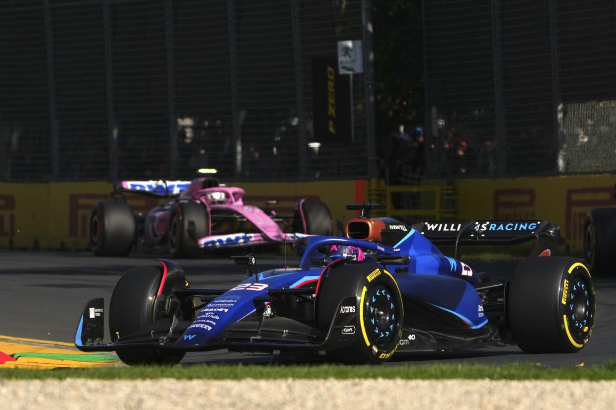 Williams driver Alexander Albon of Thailand races though a corner during the Australian Formula One Grand Prix at Albert Park in Melbourne,on Sunday, April 2, 2023. - AP