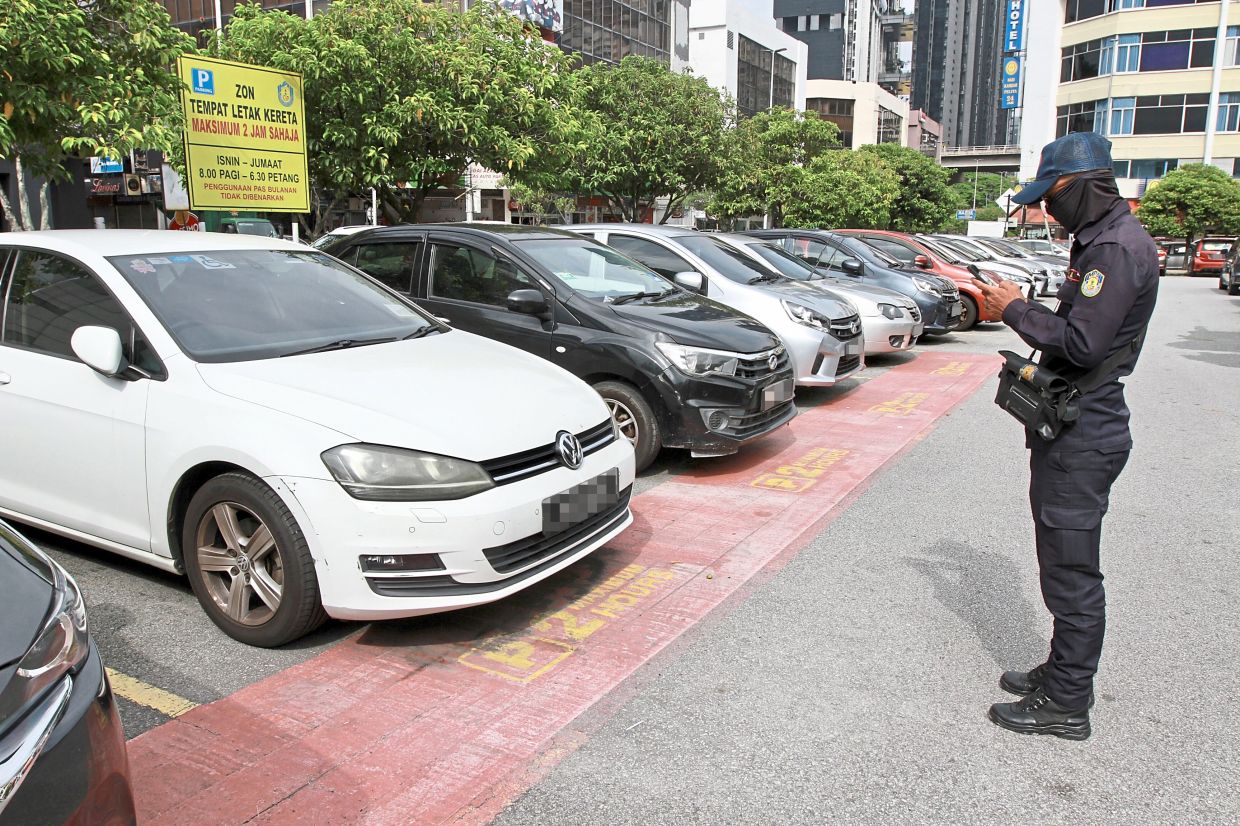New parking system gets thumbs up - Vimarsana News
