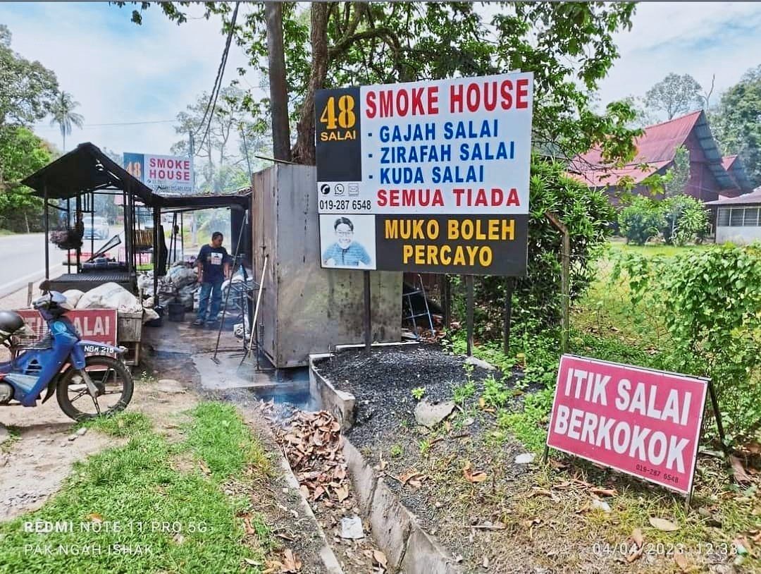 Kuala Pilah smoked meat stall sizzles on social media - Vimarsana News