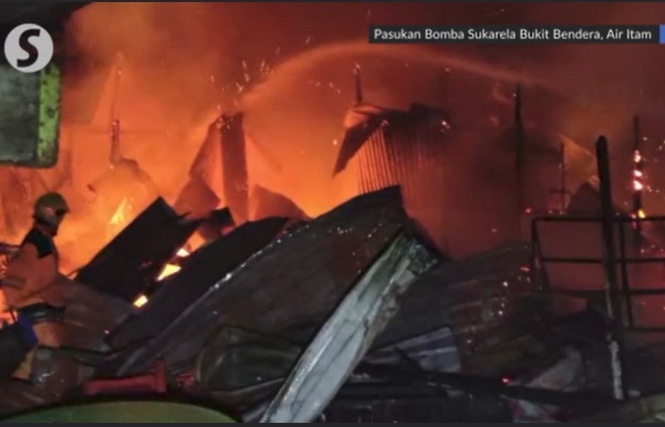 Girl dies after being trapped in burning house in Penang - Vimarsana News