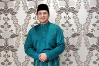Aaron Aziz puts KL Gangster controversy to rest, going home to Singapore for Raya