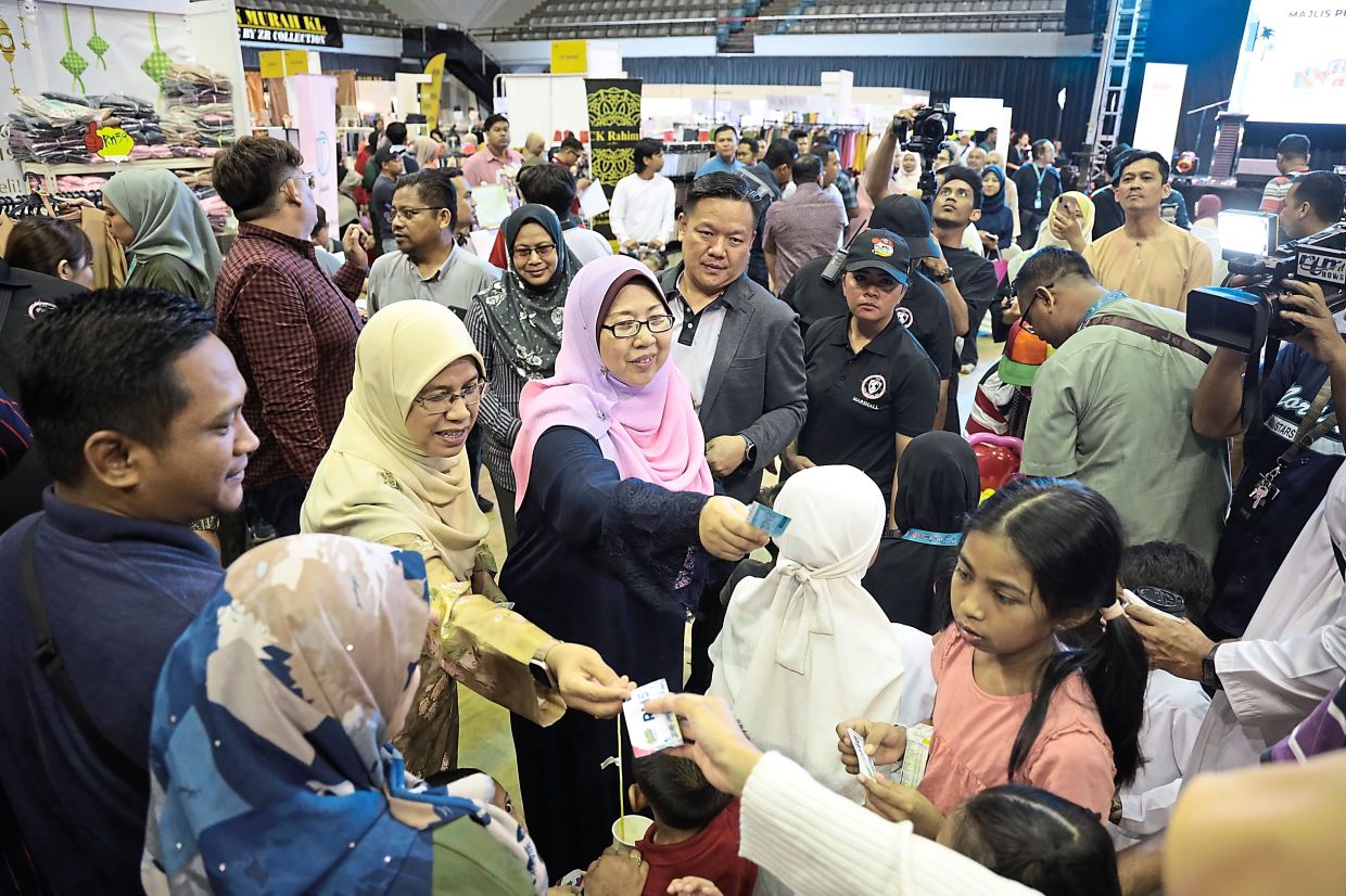 rm40-000-rahmah-vouchers-given-to-uplift-consumers-sme-businesses