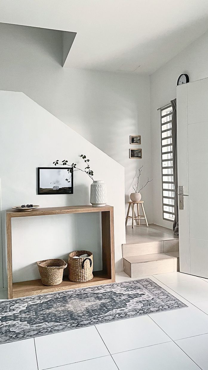 The entryway has a timeless appeal.