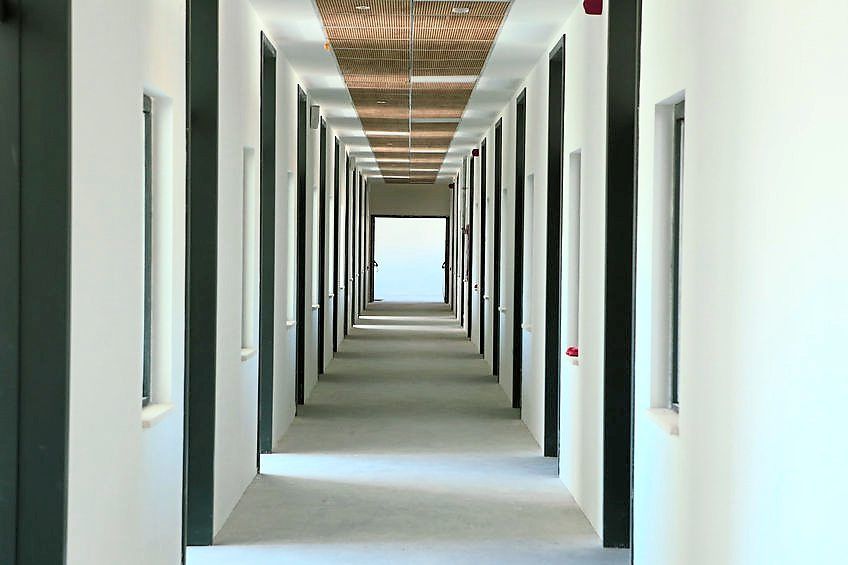 Too many doors open at the same time inevitably results in unstable Qi that cannot be contained inside your house.