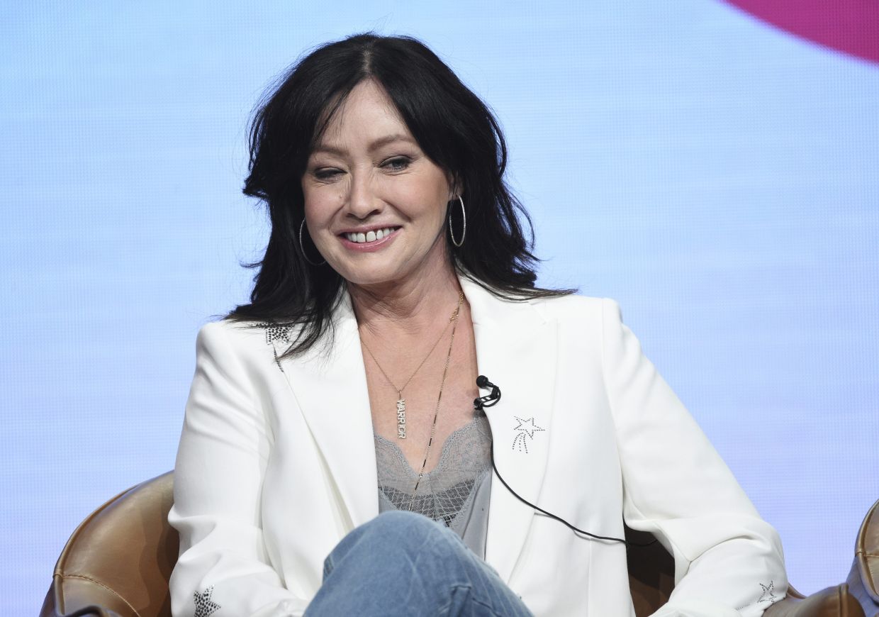 Actress Shannen Doherty files for divorce after 11-year marriage - Vimarsana News