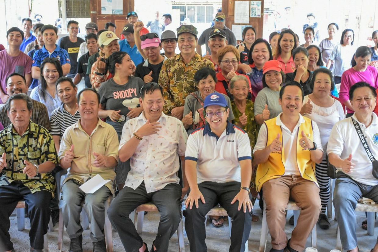 Minister empathises with plight of remote Penampang villagers after challenging overland drive - Vimarsana News