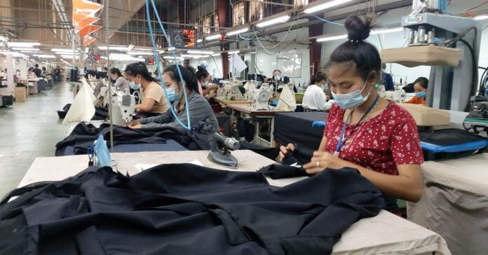 Laos to raise minimum monthly wage in May; new wage will be set at RM335 - Vimarsana News