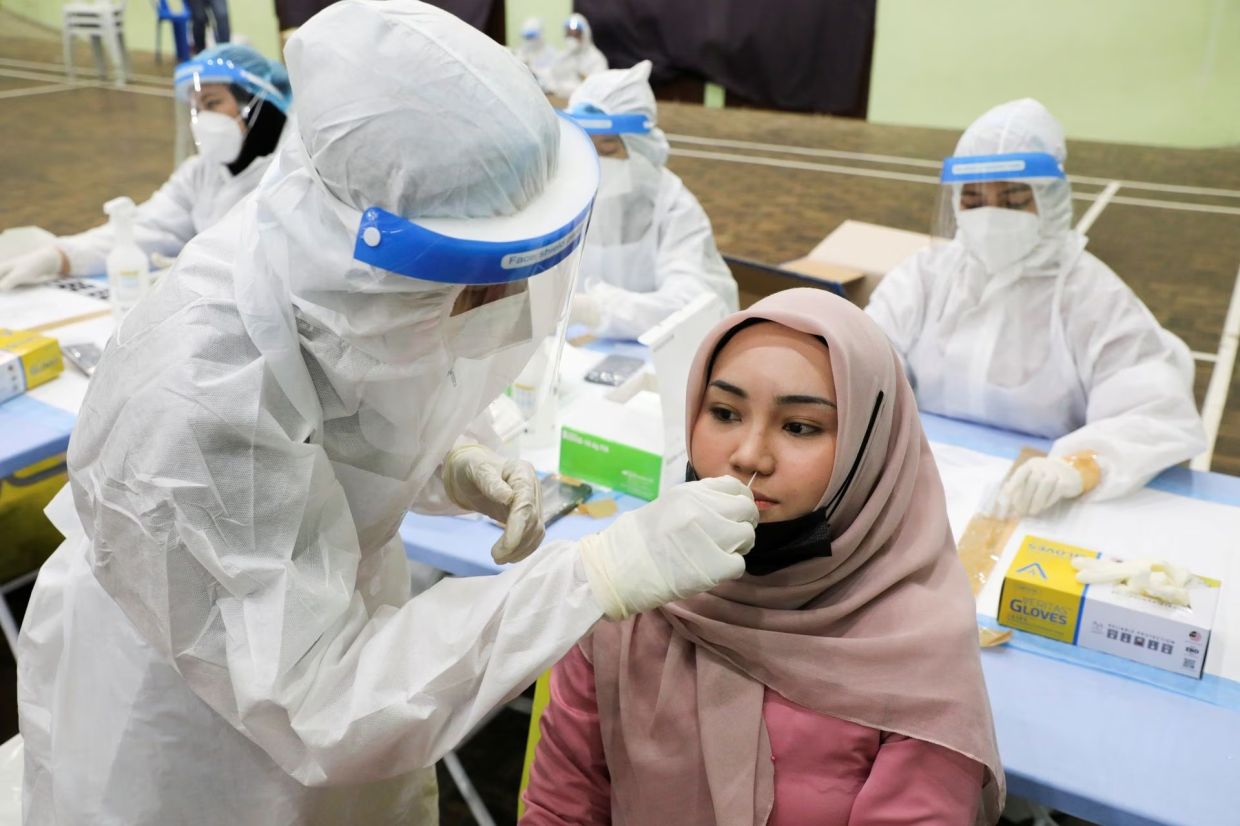 Indonesia braces up for Covid-19 surge after long Aidilfitri holidays as people return to work on Tuesday (May 2) - Vimarsana News