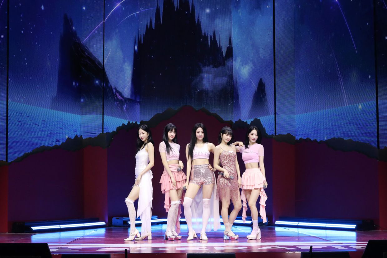 K-pop band Le Sserafim holds a press showcase for its first LP 'Unforgiven' in Seoul on Monday. – Photo: Source Music