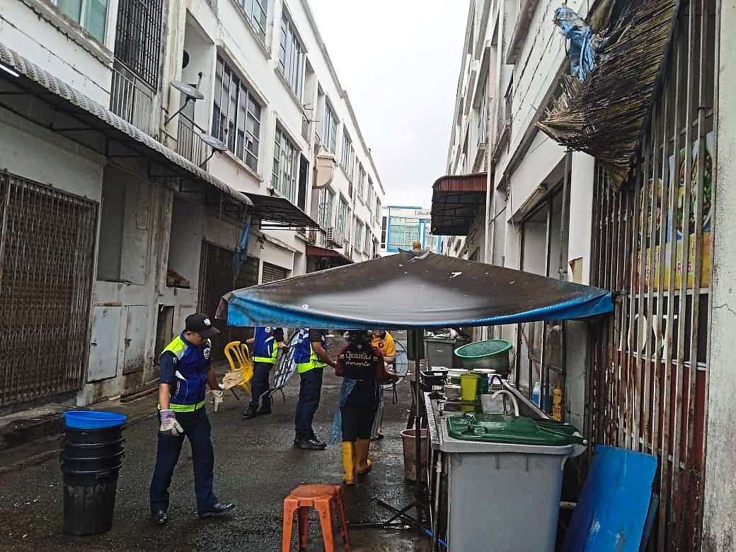 ‘Keep back lanes clear’ | The Star