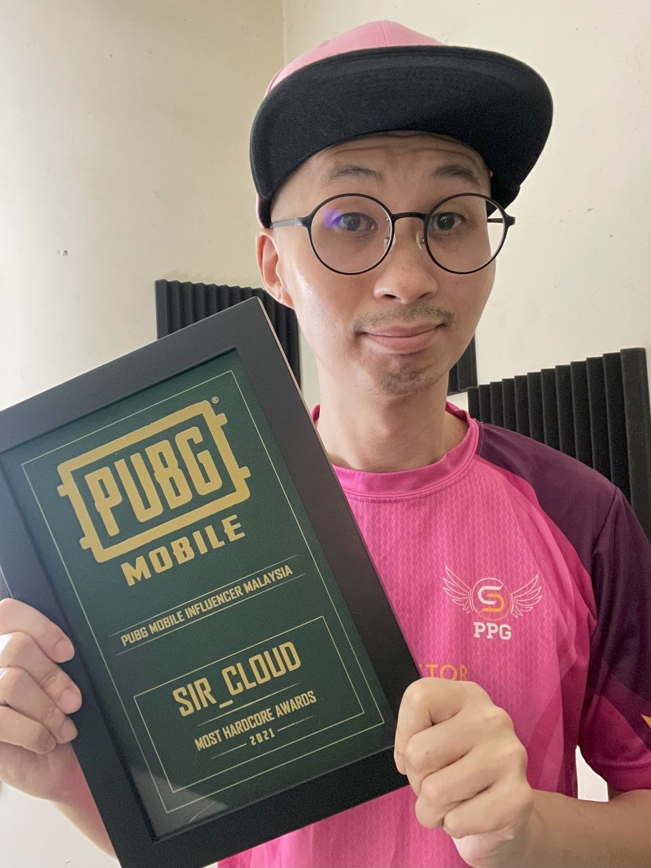 Looking back, Cheong said that the career path in esports is very different from, say, becoming an engineer or a doctor.